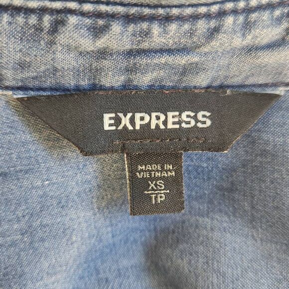 Express Denim Snap-Up Crop Top Tie Front Size XS Western Jean Shirt - Picture 6 of 7